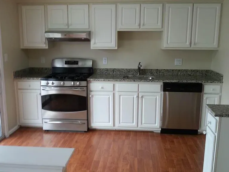 1803 Stokes Rd — Photo 2