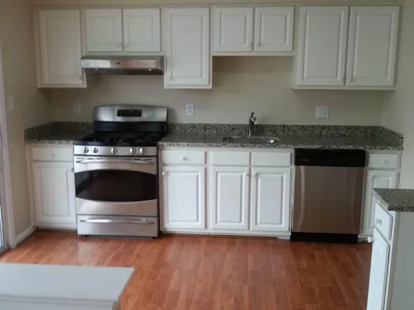 1804 Stokes Rd, Mount Laurel, NJ 08054