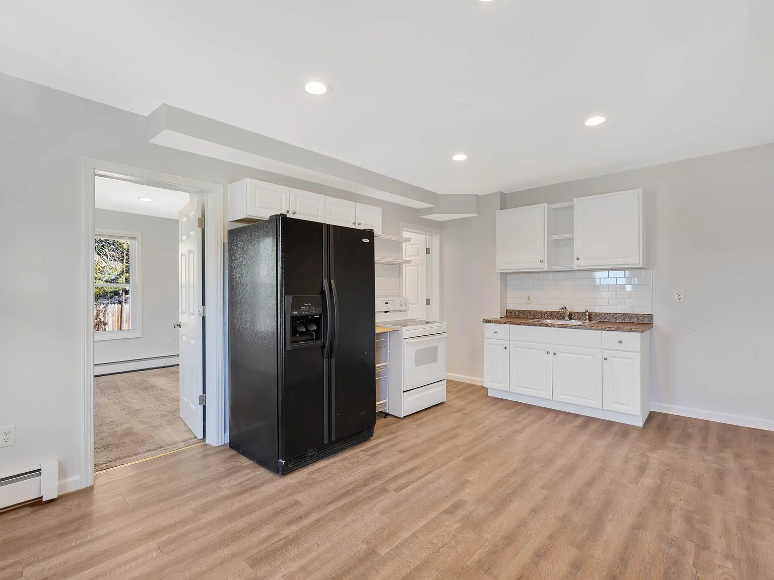 2 bed, 900 sqft, $1,550 — Photo 4