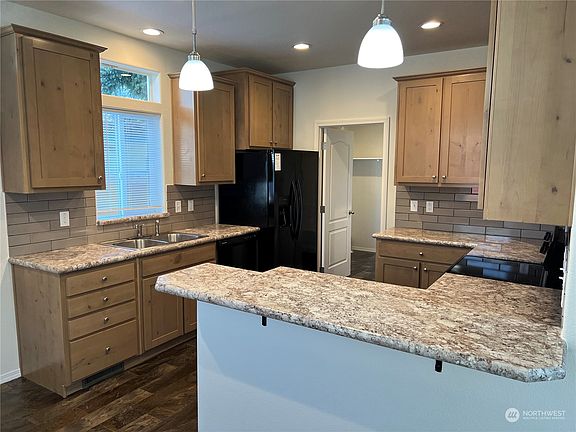 3rd image of 8504 144th Avenue NE #40
