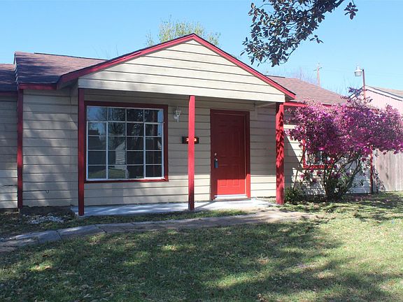 2nd image of 3322 McCrarey Dr