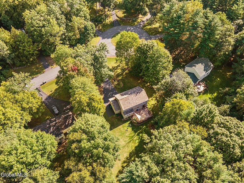 5th image of 3 Pineridge Court