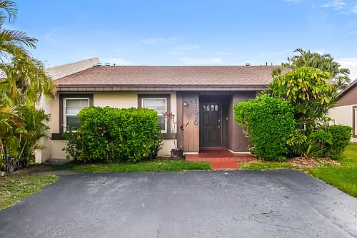 11010 SW 123rd Ave Photo 1