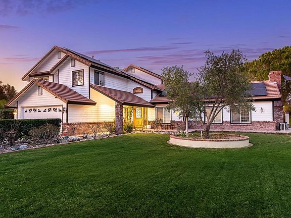 3rd image of 35715 Calle Nopal Rd