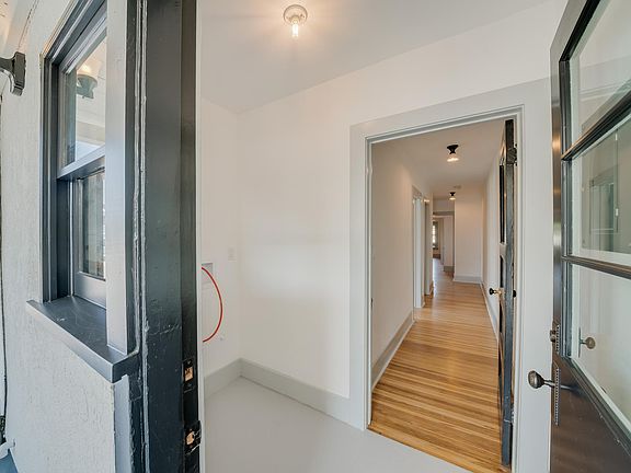 5th image of 6008 York Blvd