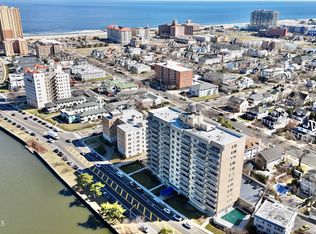 510 Deal Lake Dr APT 1B, Asbury Park, NJ 07712