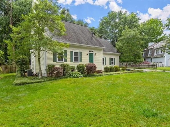 155 Park Bridge Ln, Roswell, GA 30075