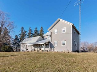 5469 Lackender Ave SW, Riverside, IA 52327