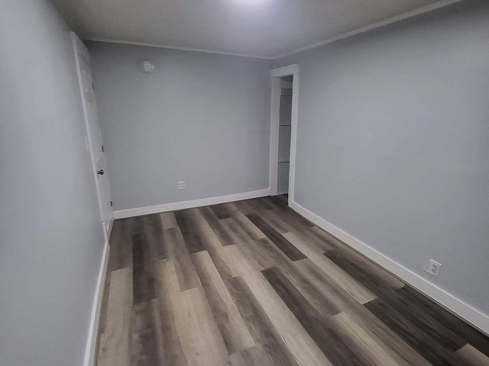 17 Sullivan Street 17 Sullivan St Newport NH Zillow