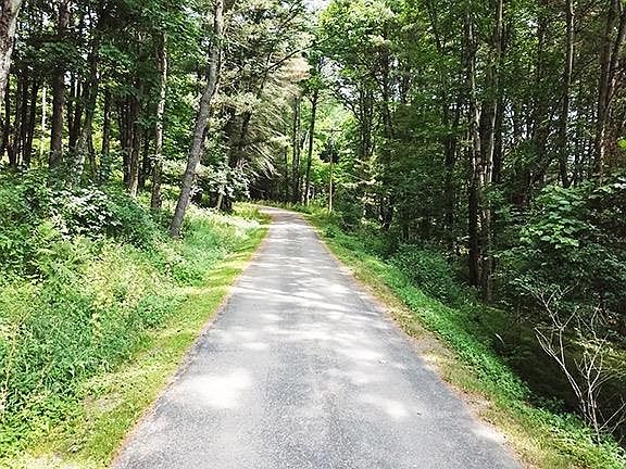 5th image of 1261 State Highway 51
