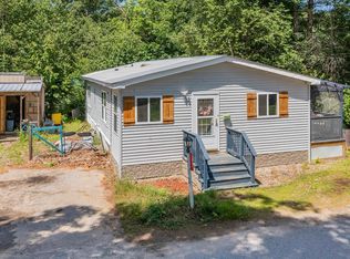 12 Circle Rd, Center Ossipee, NH 03814