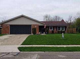 1537 Burchwood Dr, Fairborn, OH 45324