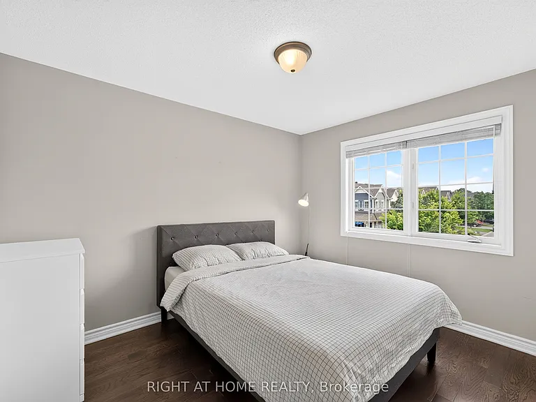 116 Conifer Creek Cir — Photo 23
