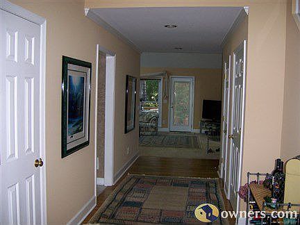 Hardwood entry/ foyer2 story