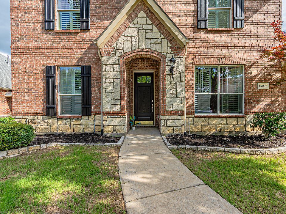 1st image of 15097 Blakehill Dr