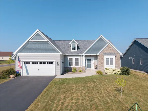 1479 Grand Meadows Way, Webster, NY 14580