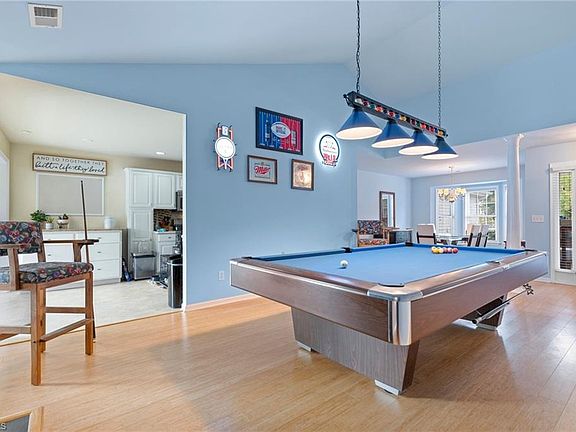 5th image of 6111 Black Willow Dr