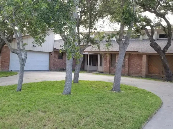 109 Wehring Ln, Aransas Pass, TX 78336