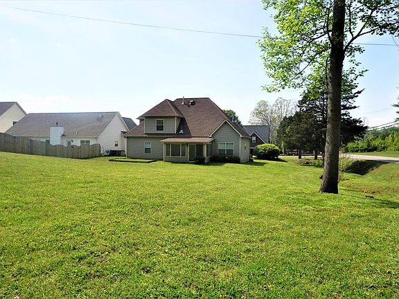 4th image of 8500 Reagan Woods Ln