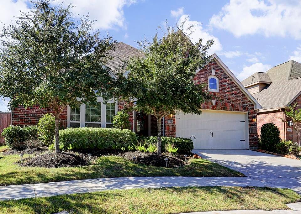2nd image of 9907 Rochs Hill Ct