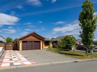 220 Michigan Pl, Campbell River, BC V9W0A4