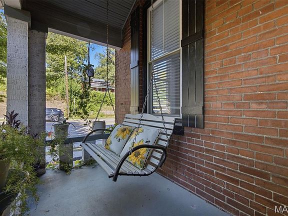 2nd image of 1216 N 5th St