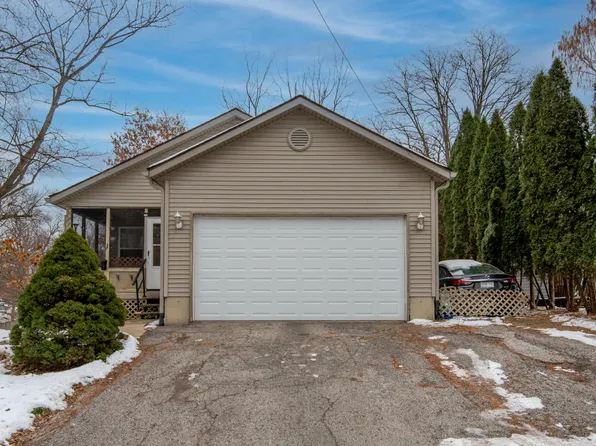 4104-2 Sumac Rd, Valparaiso, IN 46383