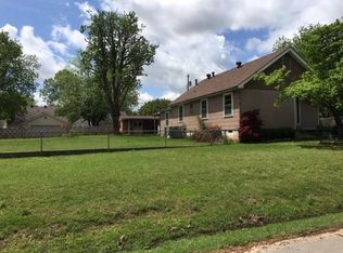 723 N 45th St, Fort Smith, AR 72903