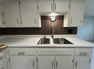 1408 9th St #2, Marysville, WA 98270