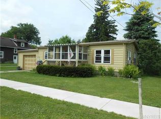 15 Allen St, Arcade, NY 14009