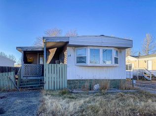 5800 46th St #14, Olds, AB T4H1G7