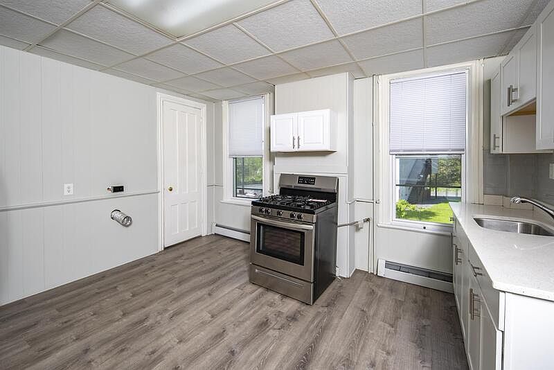 8 Stow Ave 1, Troy, NY 12180 Zillow