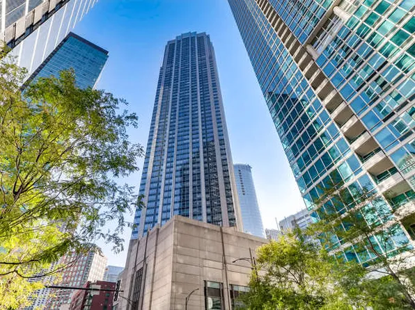 512 N McClurg Ct APT 5210, Chicago, IL 60611