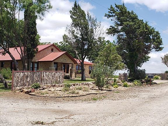3rd image of 7026 County Road 105