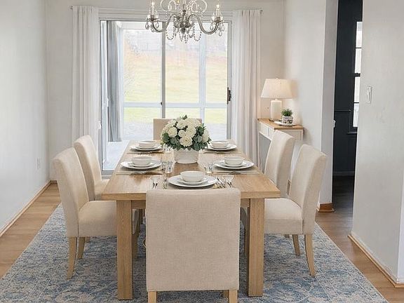 4th image of 6915 Bugledrum Way