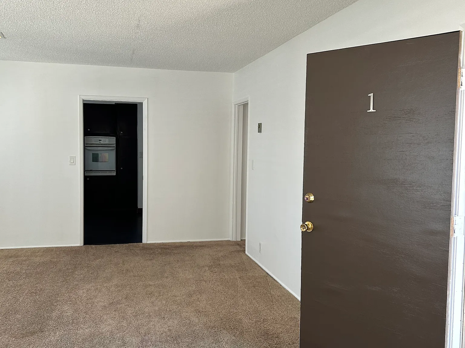 120 Bonito Avenue — Photo 3