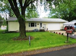 2623 Kennedy Ave, Cedar Falls, IA 50613