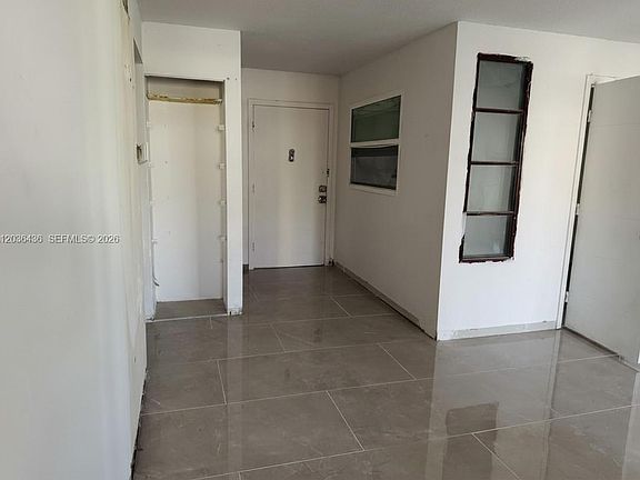 5th image of 2301 NW 41st Ave APT 302