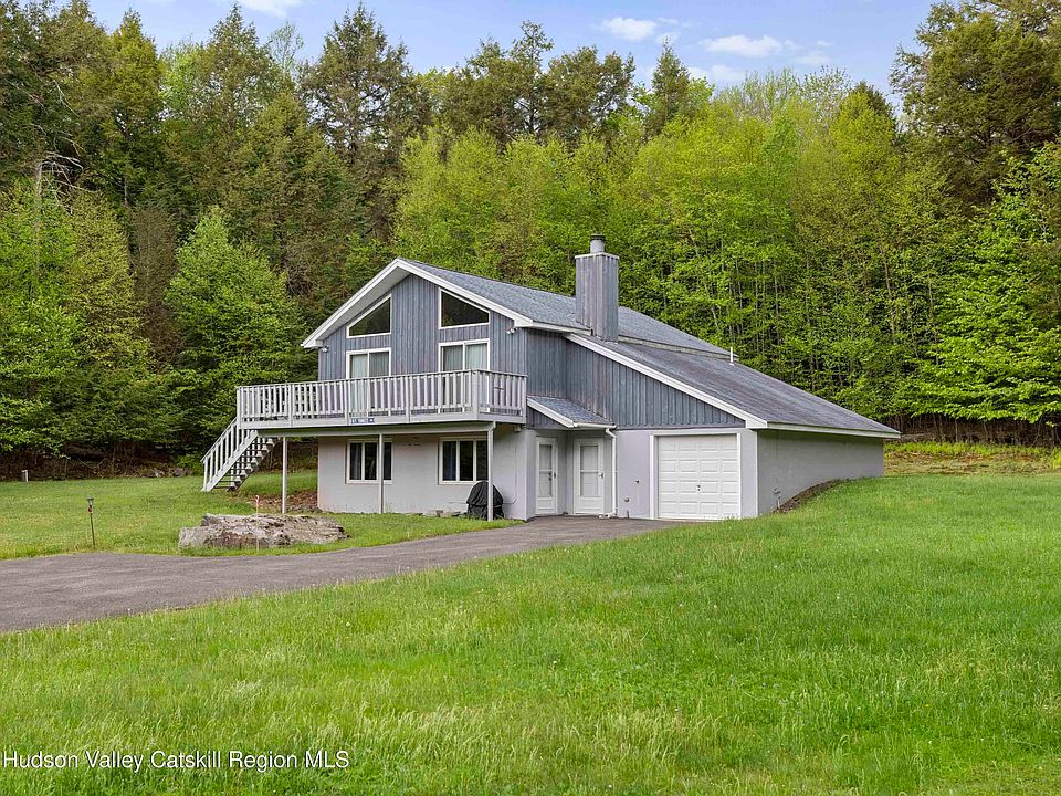 1st image of 114 Conifer Lake Road W