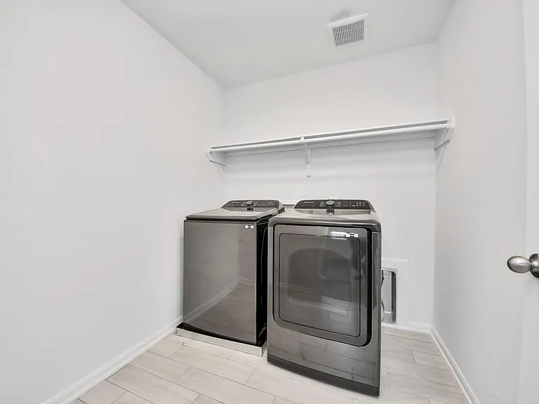 14611 Lofty Cedar Dr — Photo 28