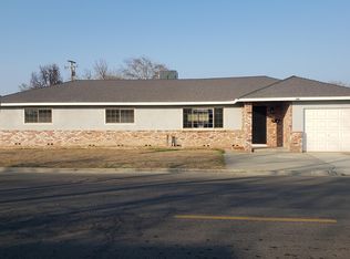 308 E Terrace Dr, Hanford, CA 93230