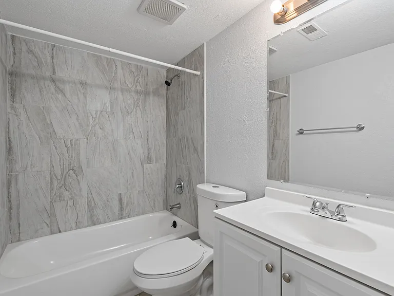 3445 Cochran Dr #B — Photo 15