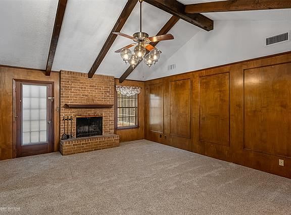 4th image of 3304 Mesa Dr