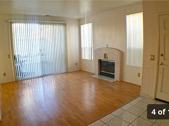 3rd image of 2156 Lago Ventana
