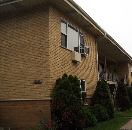 3rd image of 4303 S Harlem Ave APT 4