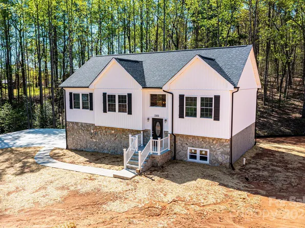 2353 Ellen St, Granite Falls, NC 28630