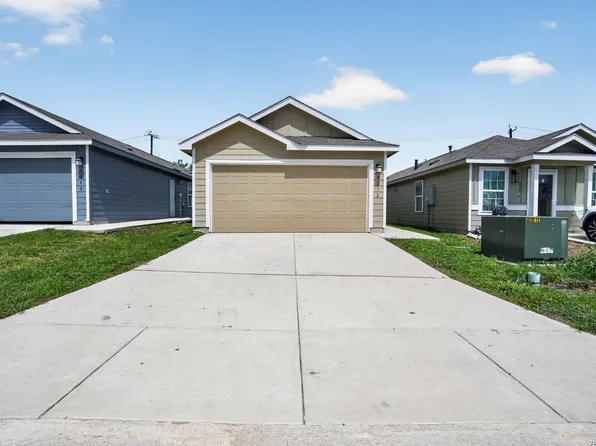 8272 Piedra Medina, San Antonio, TX 78252