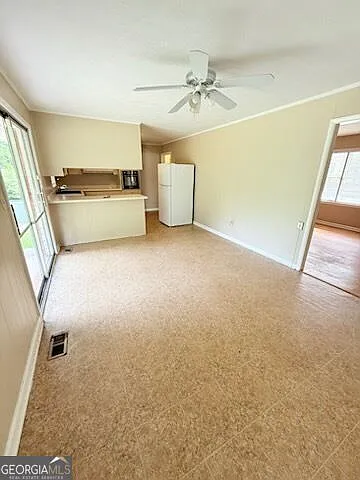 3 bed, 1.5 bath, 1337 sqft, $1,500 — Photo 2