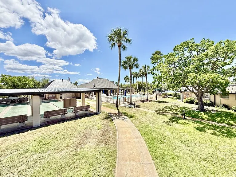 4411 Rustic Dr #1 — Photo 45