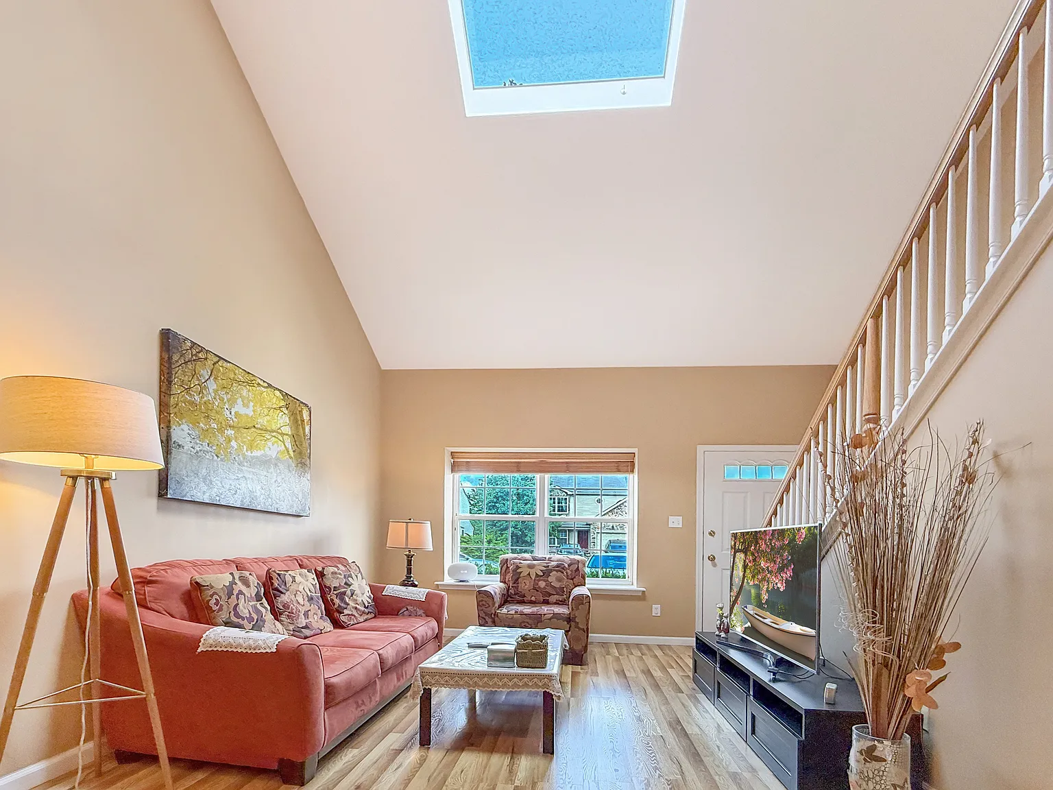 3 bed, 1458 sqft, $2,500 — Photo 3